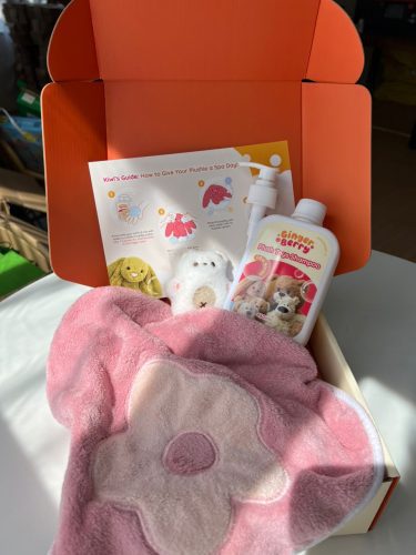 Ginger Berry Plushie Spa Day Set photo review