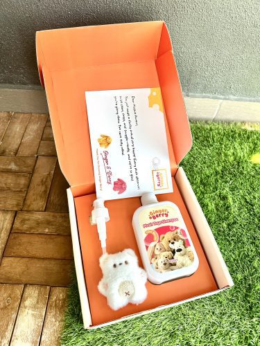 Ginger Berry Plushie Spa Day Set photo review